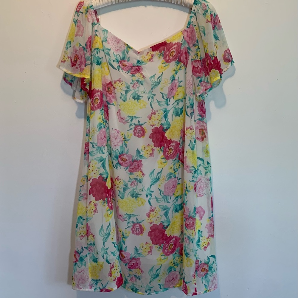 Peach Love Romantic Floral Sweetheart Mini Dress Medium Flutter Sleeve